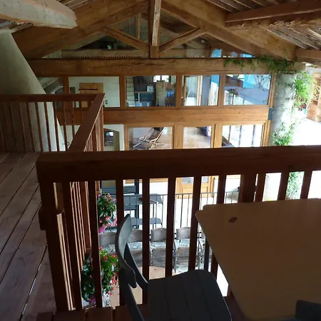 La Source, Vegetarian Bed and breakfast