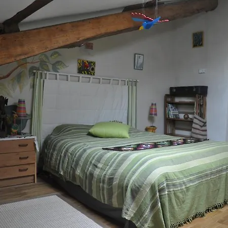 La Source, Vegetarian Bed and breakfast