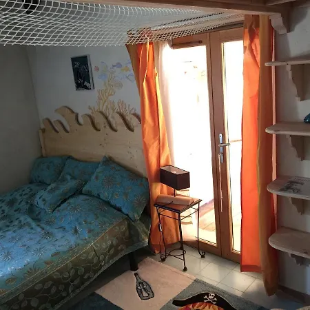 La Source, Vegetarian Bed and breakfast 3*
